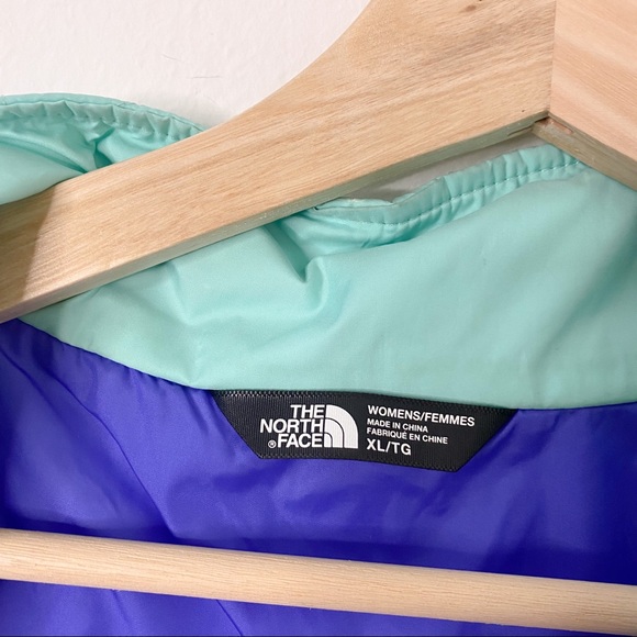 The North Face mint green jacket - Picture 3 of 11